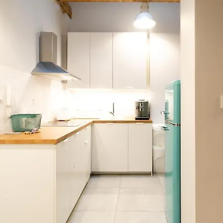 Wilda 30a Self Check-in Apartment *